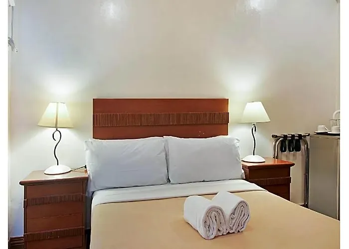Belvilla Airport Near Makati Formerly Avitel Hotel 3*